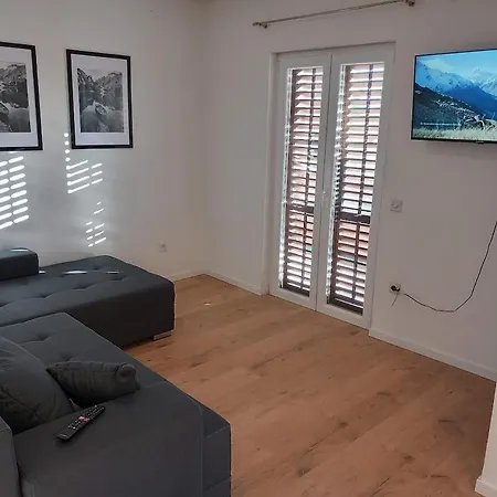 Apartment Two Person Nin